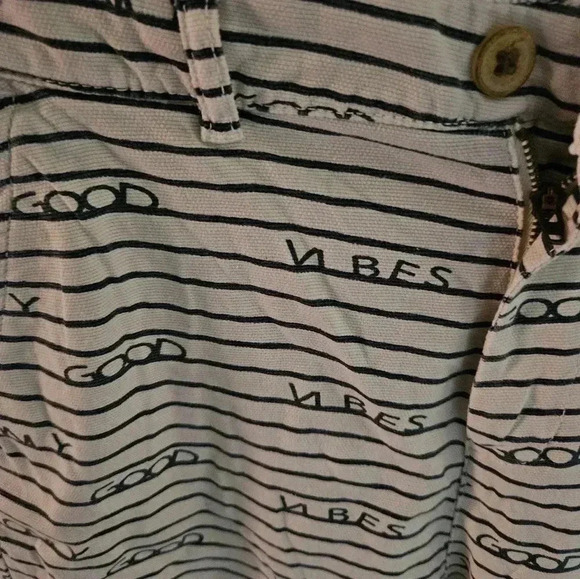 Zara Kids Collection "ONLY GOOD VIBES" STRIPED SHORTS Size 13-14 - Picture 4 of 6